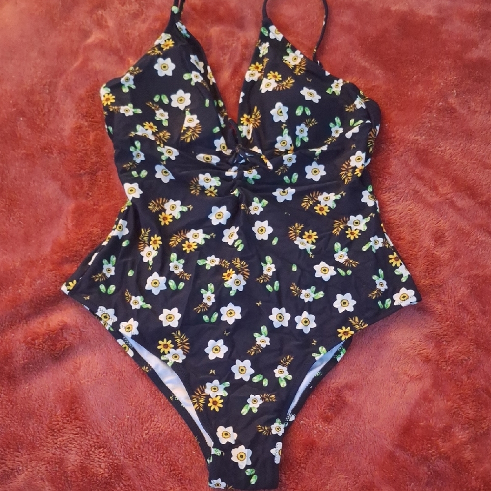 Cupshe Black Floral One Piece Swimsuit